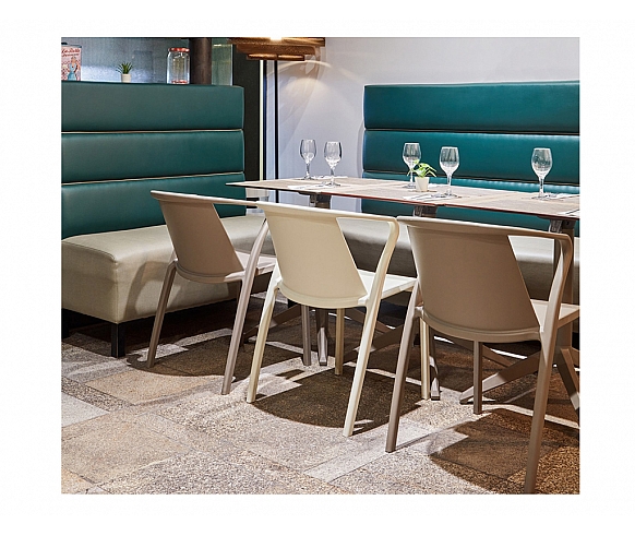 Fado armchair